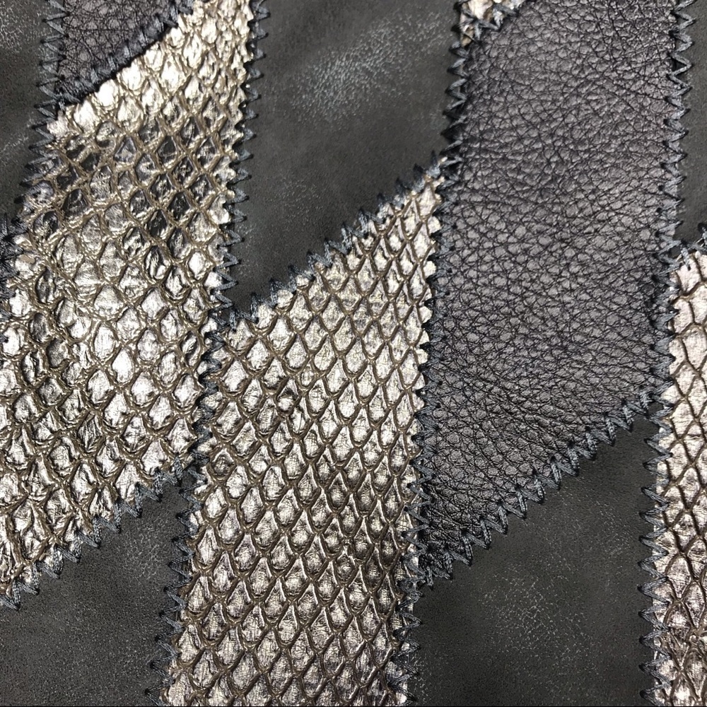 GAL Vegan Pebbled Leather Snakeskin Patchwork Bag - Picture 6 of 7